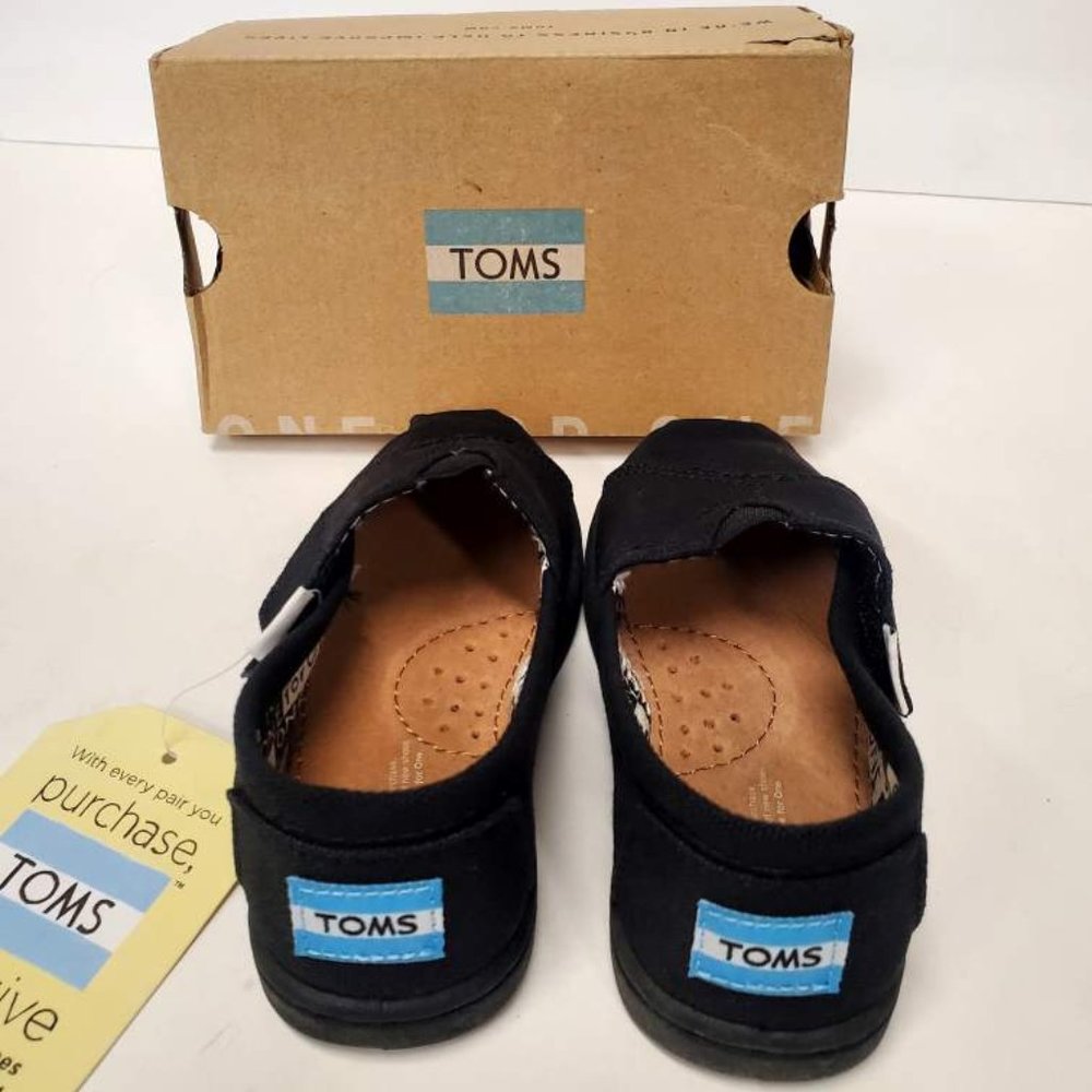TOMS Infnat Classic Shoes, Black on Black - Picture 3 of 3